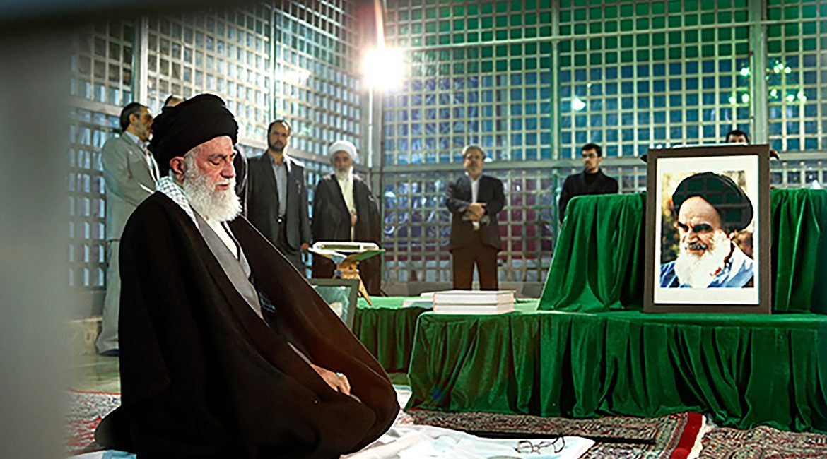 Конец дуализма в Иране и начало диктатуры Духовного лидера Хаменеи