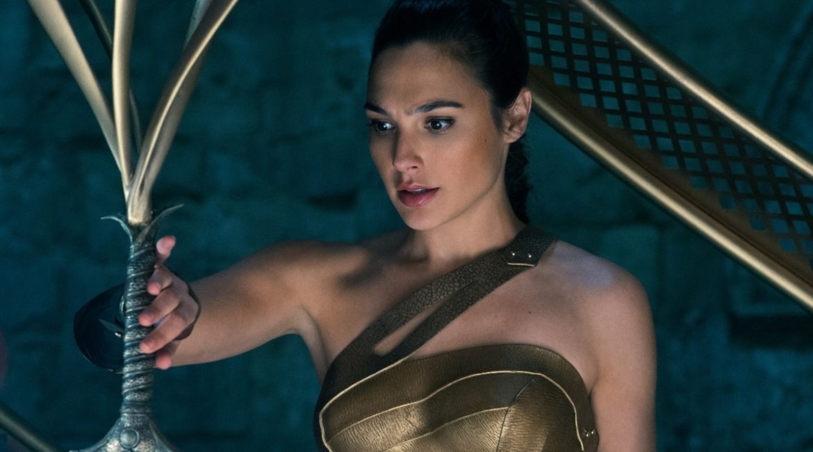 Впервые Премьера фильма Warner Bros. в онлайн кинотеатре