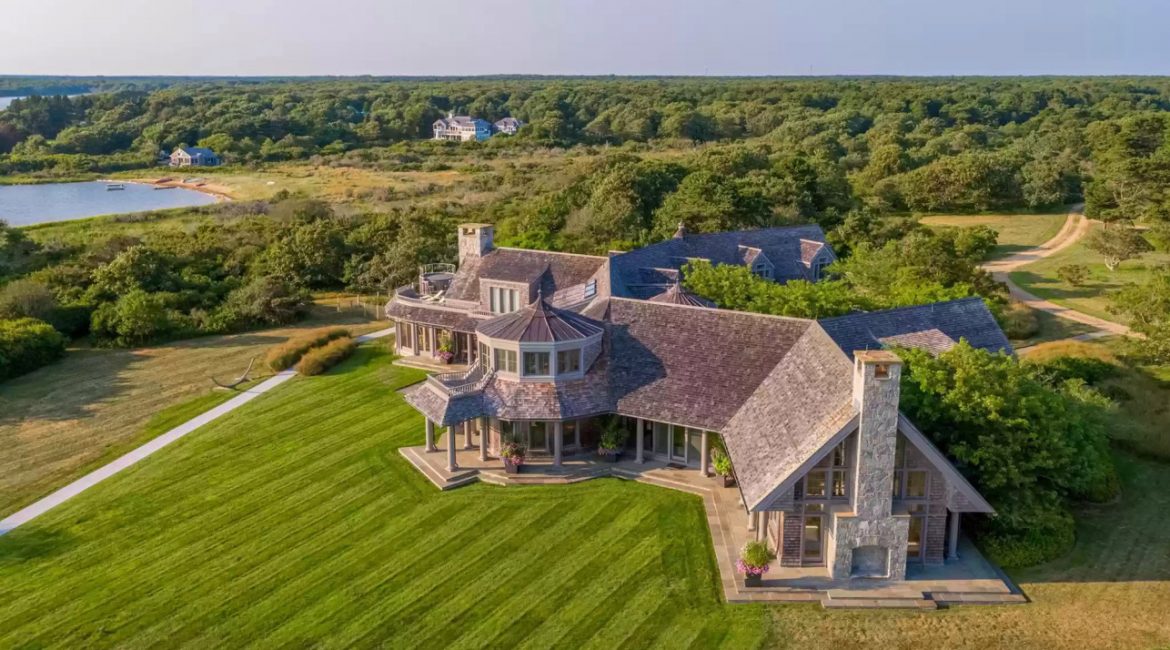 60 летие Барак Обама отпраздновал в кругу 700 друзей под слежкой Минздрава США